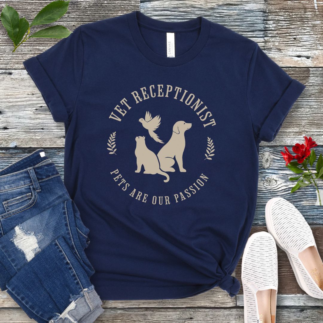 Vintage Style Vet Receptionist T-Shirt