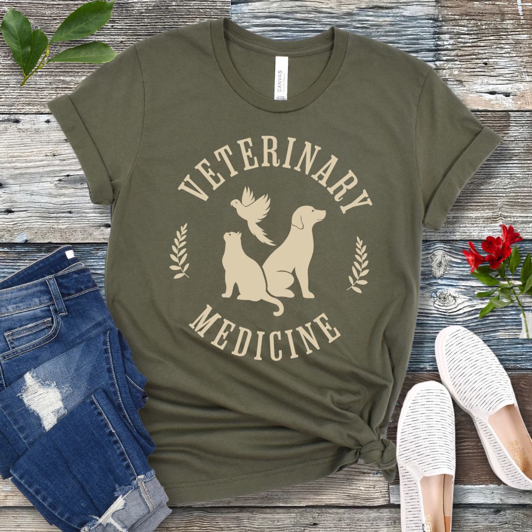 Vintage Style Veterinary Medicine T-Shirt