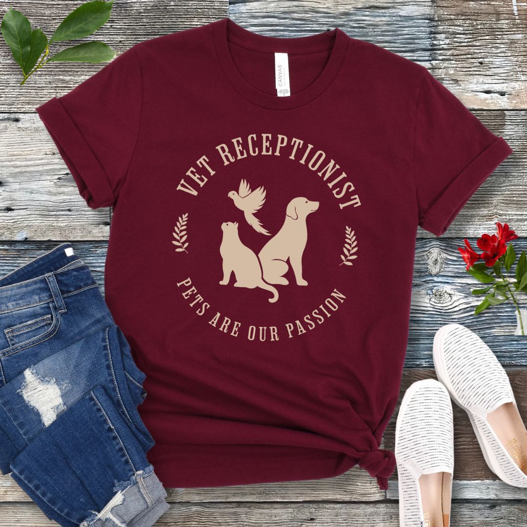 Vintage Style Vet Receptionist T-Shirt